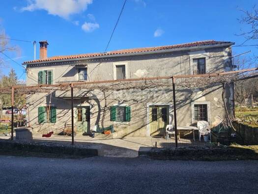 Haus zum Kauf 255.000 € 10 Zimmer 520 m² Rocko Polje, Buzet Buzet