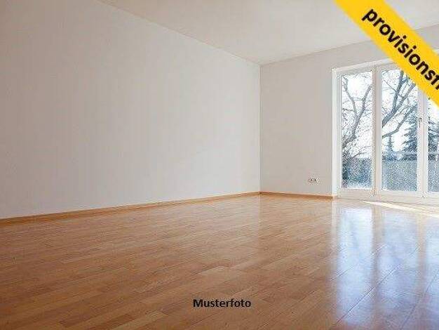 Wohnung zum Kauf 54.000 € 3 Zimmer 60 m² Untermeiderich Duisburg 47137
