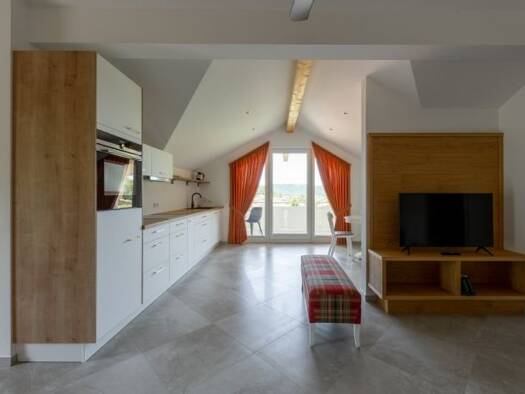 Wohnung zur Miete 1.300 € 2 Zimmer 64 m² 2. Geschoss Siegsdorf 83313