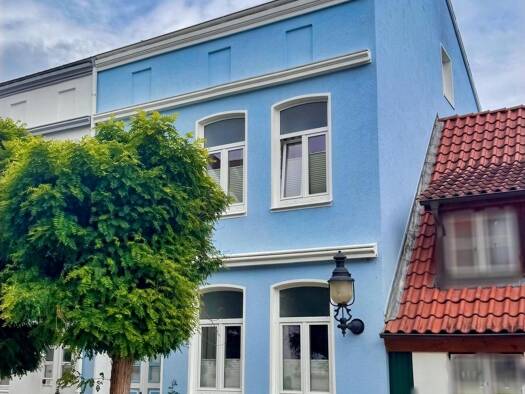 Reihenmittelhaus zum Kauf 439.000 € 5 Zimmer 149 m² 97 m² Grundstück Bad Oldesloe 23843