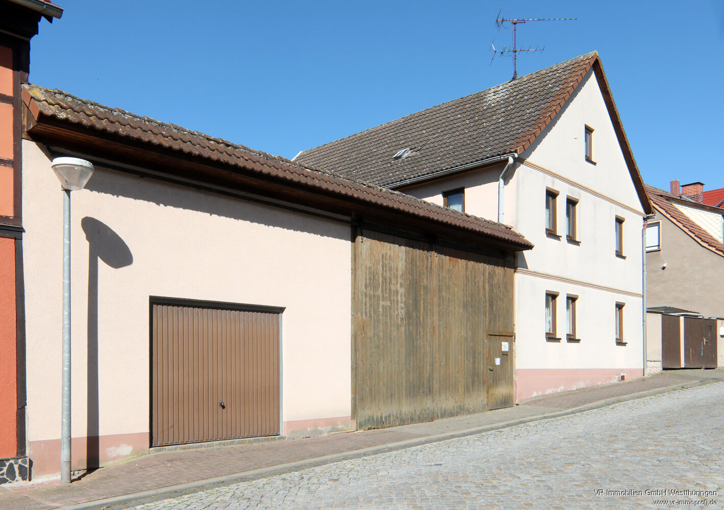 Einfamilienhaus zum Kauf 147.000 € 9 Zimmer 194,2 m²<br/>Wohnfläche 1.063 m²<br/>Grundstück Aschara Bad Langensalza OT Aschara 99947