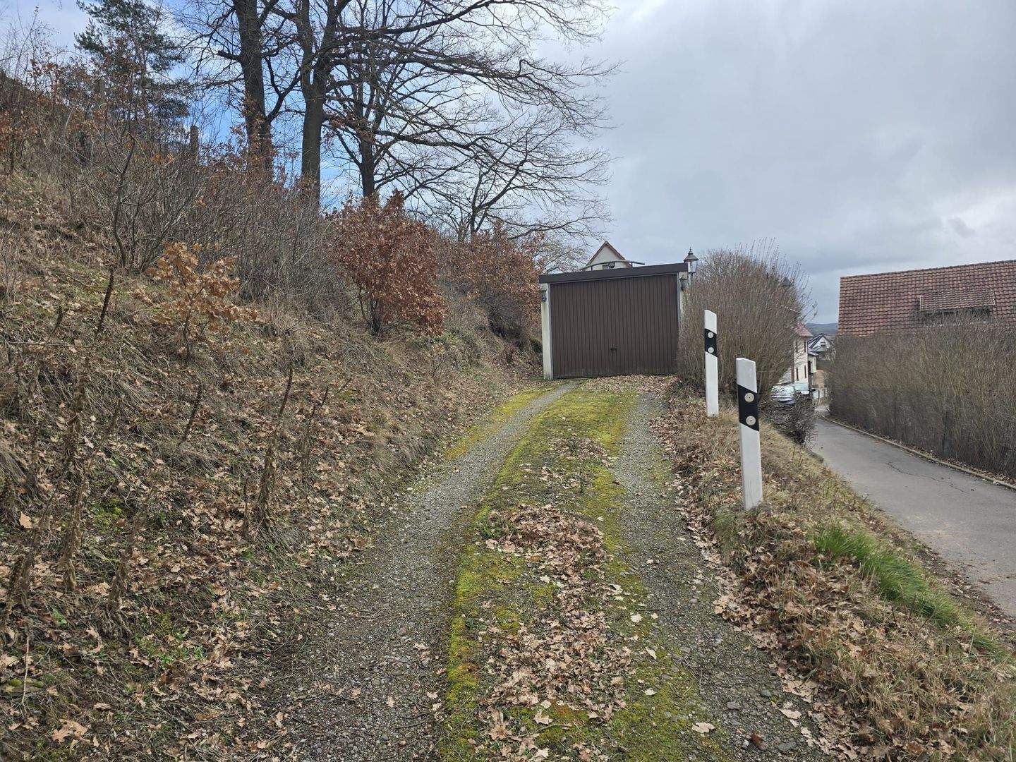 Immobilie in Breitungen/Werra - Einfamilienhaus mit Garage und Nebengebäude in Breitungen  - Bild 4