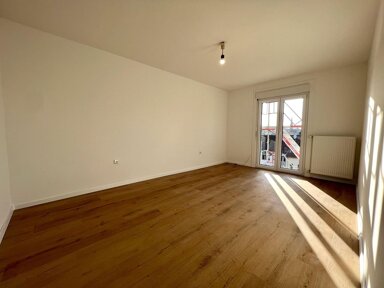 Wohnung zur Miete 465 € 2 Zimmer 60 m² 2. Geschoss frei ab sofort Platz der Republik 50a Ostersbaum Wuppertal 42107