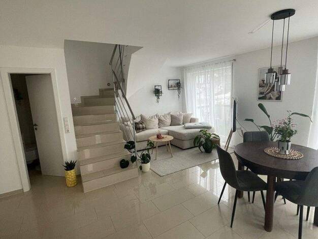 Maisonette zur Miete 690 € 2,5 Zimmer 67 m² 1. Geschoss frei ab 01.05.2026 Döggingen Bräunlingen 78199