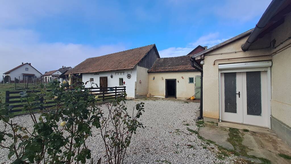 Einfamilienhaus zum Kauf 75.000 € 3 Zimmer 100 m² 1.472 m² Grundstück Lengyeltóti