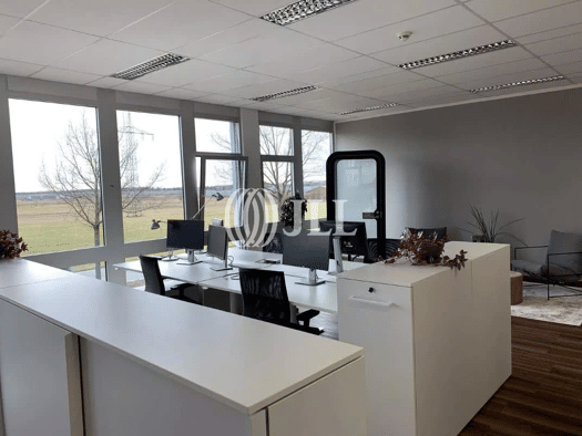 Bürofläche zur Miete provisionsfrei 12,90 € 575 m² Bürofläche teilbar ab 575 m² Eltersdorf Erlangen 91058