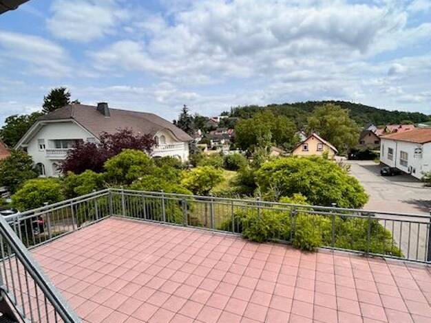Mehrfamilienhaus zum Kauf provisionsfrei 309.000 € 8 Zimmer 165 m² 711 m² Grundstück Frei-Laubersheim 55546