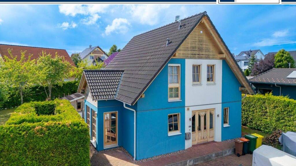 Einfamilienhaus zum Kauf 450.000 € 5,5 Zimmer 123 m² 747 m² Grundstück Tuningen 78609