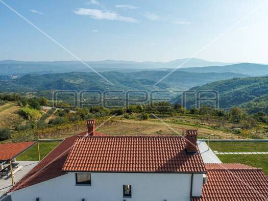 Haus zum Kauf 1.390.000 € 5 Zimmer 190 m² Buzet