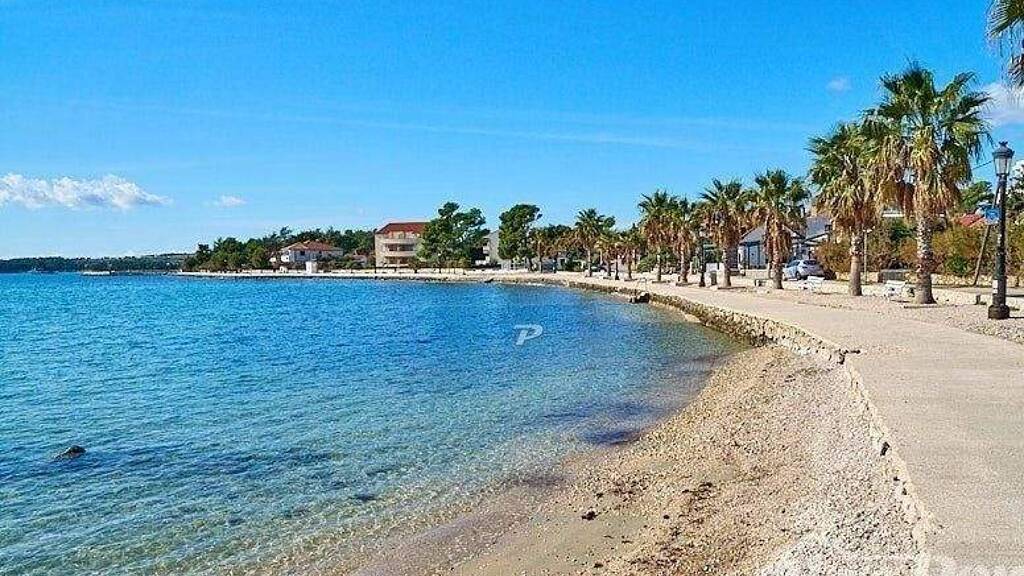 Land-/Forstwirtschaft zum Kauf 260.000 € Vir