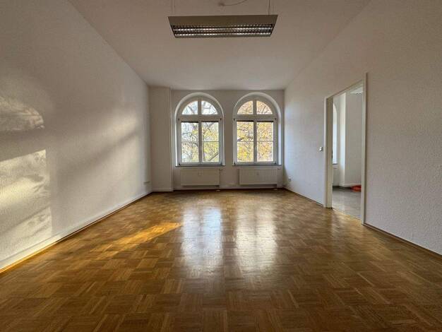 Bürofläche zur Miete provisionsfrei 870 € 4 Zimmer 90,3 m² Bürofläche Arno-Nitzsche-Straße 19 Connewitz Leipzig 04277