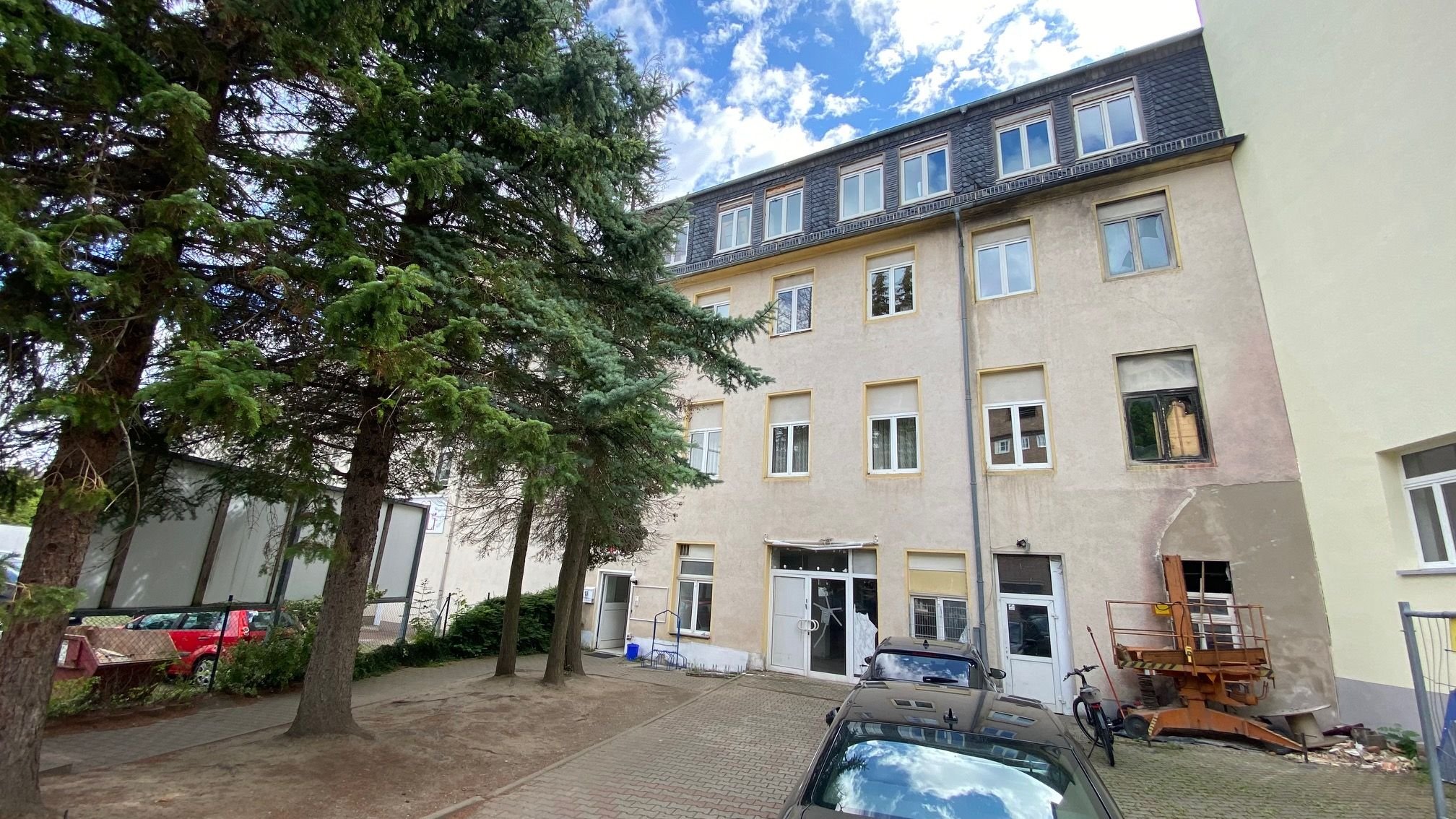 Haus zum Kauf 299.000 € 900 m²<br/>Wohnfläche 580 m²<br/>Grundstück Zieschestraße 13 Zentrum 012 Chemnitz 09111