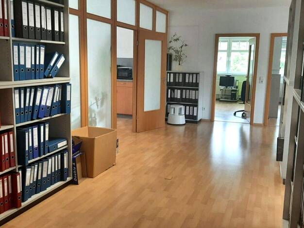 Bürofläche zur Miete provisionsfrei 1.675 € 7 Zimmer 160 m² Bürofläche Oberkochen 73447