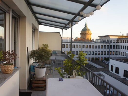 Wohnung zur Miete 1.315 € 4 Zimmer 117 m² 6. Geschoss frei ab 01.06.2026 Quadrate Mannheim / Innenstadt 68161