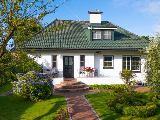 Einfamilienhaus zum Kauf 3 Zimmer 182 m² 1.192 m² Grundstück Wyk auf Föhr 25938
