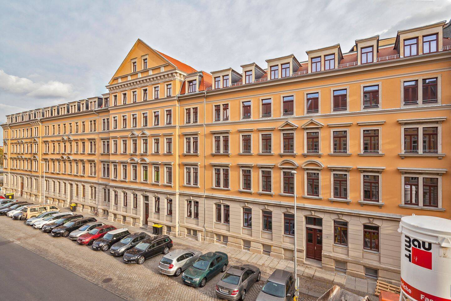 Property thumbnail 2