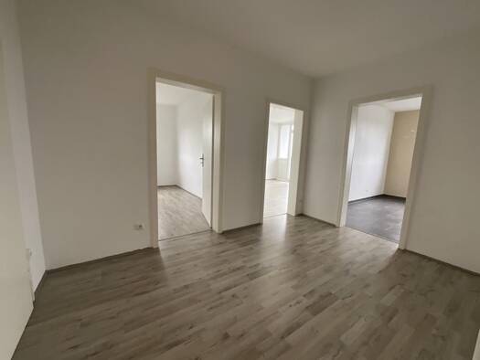 Wohnung zur Miete 479 € 2 Zimmer 63,4 m² 6. Geschoss Von-Humboldt-Straße 2 Birth Velbert 42549