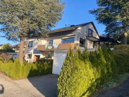 Haus zum Kauf 429.000 € 11 Zimmer 278 m² 923 m² Grundstück Meschede 59872