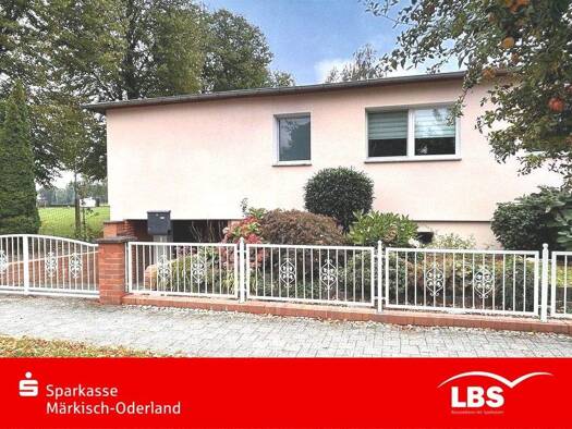 Einfamilienhaus zum Kauf 240.000 € 4 Zimmer 102 m² 617 m² Grundstück Neutrebbin 15320