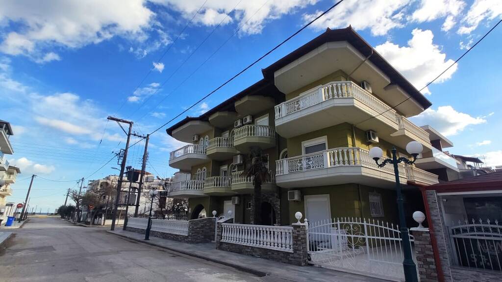 Hotel zum Kauf 1.593.000 € 15 Zimmer 417 m² Grundstück Olympische Riviera