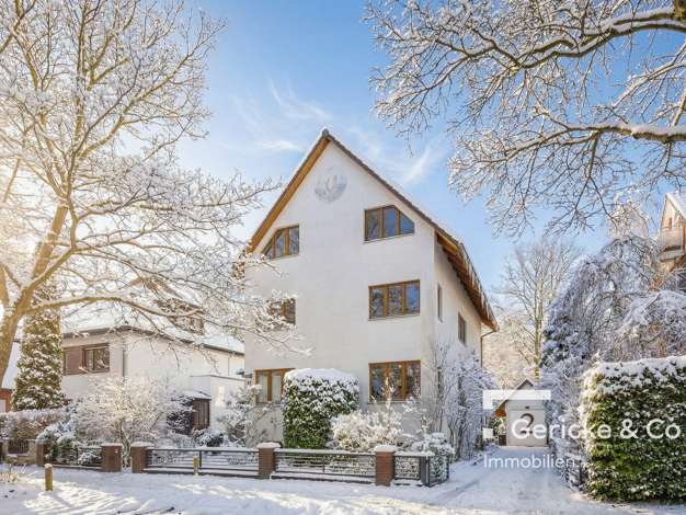 Haus zum Kauf 1.600.000 € 7,5 Zimmer 252 m² 633 m² Grundstück Marienthal Hamburg 22043