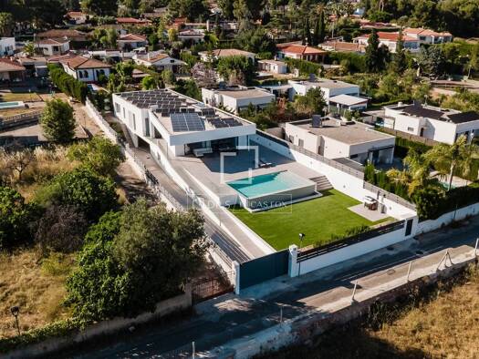 Haus zum Kauf 1.450.000 € 588 m² 1.030 m² Grundstück Náquera 46119