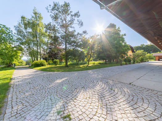 Bauernhaus zum Kauf 3.200.000 € 414 m² 110.638 m² Grundstück Moosdorf 5141