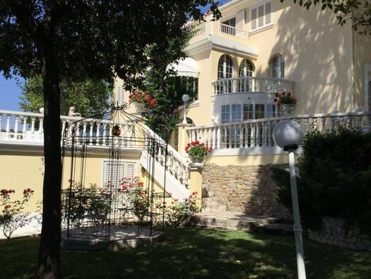 Villa zum Kauf 850.000 € 12 Zimmer 350 m² 2.800 m² Grundstück frei ab sofort Campli 64012