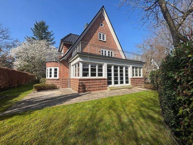 Einfamilienhaus zum Kauf provisionsfrei 2.250.000 € 8 Zimmer 259,7 m² 1.035 m² Grundstück Wellingsbüttel Wandsbek 22391