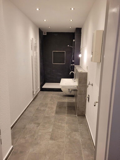 Wohnung zur Miete 800 € 4 Zimmer 98 m² 3. Geschoss frei ab sofort Markgrafenstr. 14 Schwelm 58332