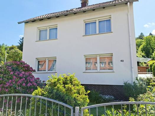 Einfamilienhaus zum Kauf 199.000 € 6 Zimmer 103 m² 570 m² Grundstück frei ab 15.12.2026 Bad Karlshafen Bad Karlshafen 34385