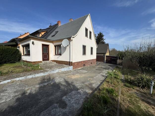Doppelhaushälfte zum Kauf provisionsfrei 129.000 € 4 Zimmer 80 m² 1.217 m² Grundstück Schkölen Schkölen 07619