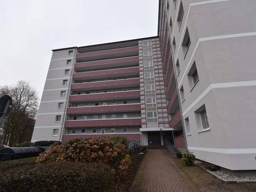 Wohnung zur Miete 800 € 2,5 Zimmer 75,9 m² 5. Geschoss Uetersen 25436