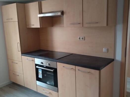 WG-Zimmer zur Miete 750 € 3 Zimmer 75 m² Geschoss 2/2 frei ab 01.07.2026 Buttstädt 99628