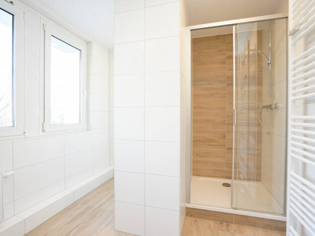 Wohnung zur Miete 349 € 2 Zimmer 49,9 m² 4. Geschoss frei ab 01.10.2025 C.-von-Ossietzky-Str. 191 Gablenz Chemnitz 09127