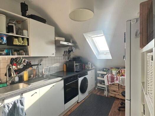 Wohnung zur Miete 750 € 2 Zimmer 60 m² 4. Geschoss frei ab 01.03.2026 Leopoldstraße 47 Stadtmitte Düsseldorf 40211