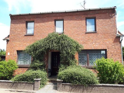 Haus zum Kauf 129.000 € 5 Zimmer 140 m² 1.400 m² Grundstück Kurze Heide Sulingen 27232