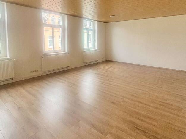 Wohnung zur Miete 576 € 2 Zimmer 82,3 m² 2. Geschoss Oelsnitz Oelsnitz 08606