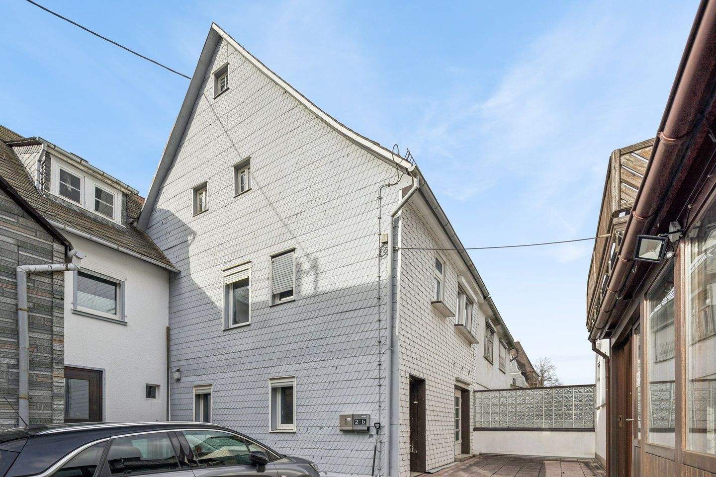 Immobilie in Rennerod - Vielseitiges Wohn- und Geschäftshaus mit zusätzlichem Wohngebäude - Bild 2