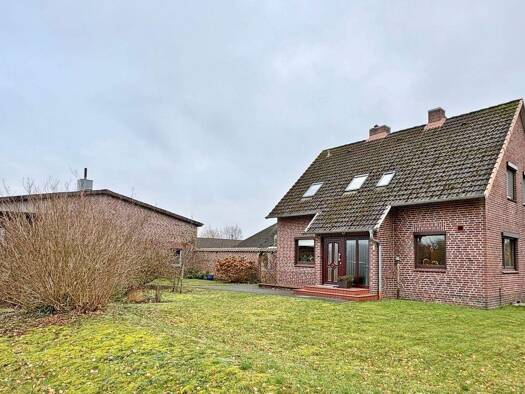 Einfamilienhaus zum Kauf 340.000 € 5 Zimmer 120 m² 5.300 m² Grundstück Heinbockel 21726