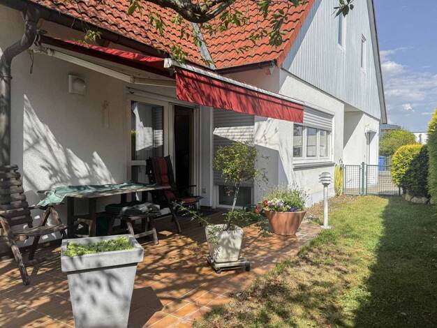 Doppelhaushälfte zum Kauf 348.000 € 3 Zimmer 114,2 m² 387,2 m² Grundstück Uehlfeld Uehlfeld 91486