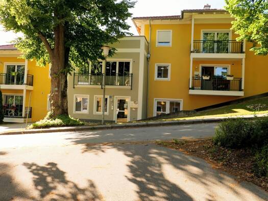 Sonstiges zum Kauf provisionsfrei als Kapitalanlage geeignet 690.000 € 8 Zimmer 260 m² Lindenallee 5a Ortenburg 94496