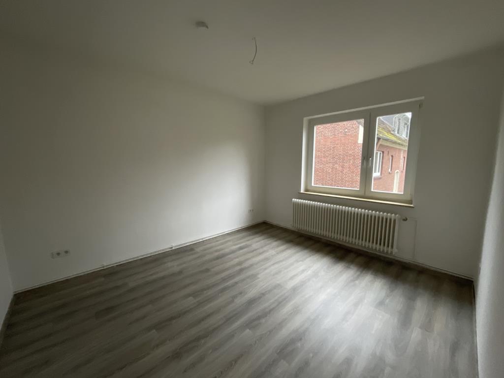 Wohnung zur Miete 433 € 3 Zimmer 63,3 m²<br/>Wohnfläche 1.<br/>Geschoss Tilsiter Straße 6 Bant Wilhelmshaven 26389