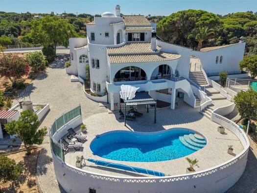 Haus zum Kauf 1.250.000 € 180 m² 7.004 m² Grundstück Lagoa e Carvoeiro 8400