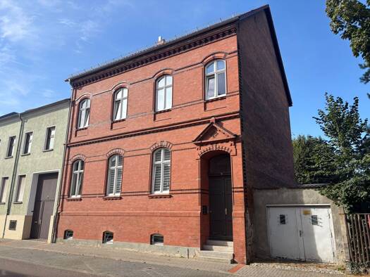 Wohnung zur Miete 775 € 4 Zimmer 107 m² Geschoss 1/2 frei ab sofort Mörikestraße 5 Roßlau Dessau-Roßlau 06862