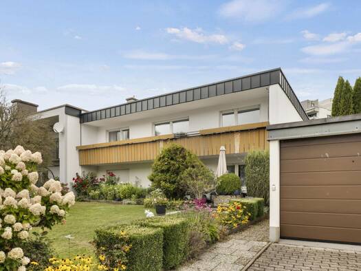 Doppelhaushälfte zum Kauf 349.000 € 7 Zimmer 184 m² 533 m² Grundstück frei ab sofort Marktredwitz Marktredwitz 95615