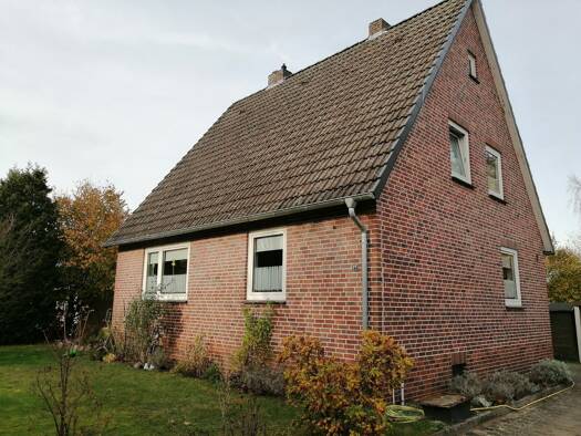 Haus zum Kauf 181.000 € 6 Zimmer 106,7 m² 876 m² Grundstück Neuenkirchen Neuenkirchen 29643