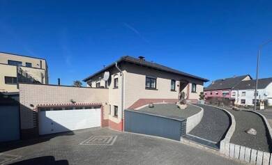 Haus zum Kauf 590.000 € 12 Zimmer 240 m² 599 m² Grundstück Kammerforststr. 1 Beurig Saarburg 54439