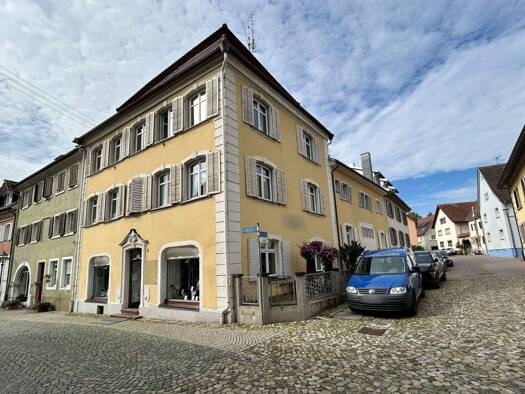 Mehrfamilienhaus zum Kauf 1.250.000 € 8 Zimmer 200 m² 239 m² Grundstück Endingen 79346