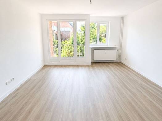 Wohnung zur Miete 750 € 2 Zimmer 47,1 m² EG frei ab sofort Rissener Straße 15 a Wedel 22880
